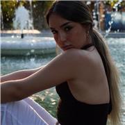 Profesora de E.S.O. con habilidades da enseñar todas las materias en cualquier nivel de estudios.